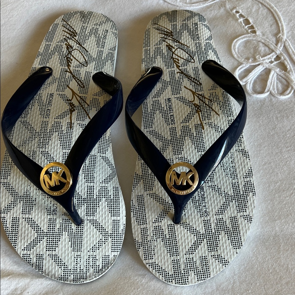 Michael Kors navy blue and White Patterned Flip Flops